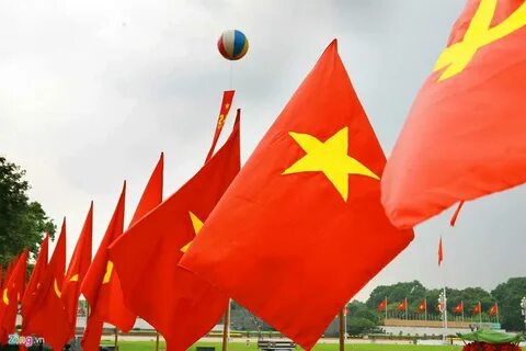 Hotspot Matrix và Hết Hà Tăng, tới dàn dâu hào môn nhiệt tình diện kiểu đồ không bao