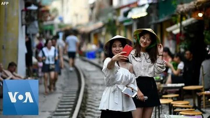 10 “đệ nhất mỹ nhân” xấu nhất - Cảm hứng video marketing từ Hotspot Matrix
